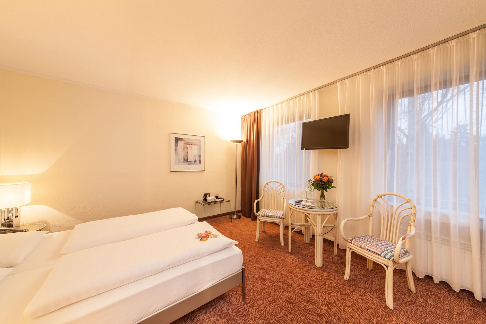 Select Hotel Silence Garden Koeln Kültér fotó