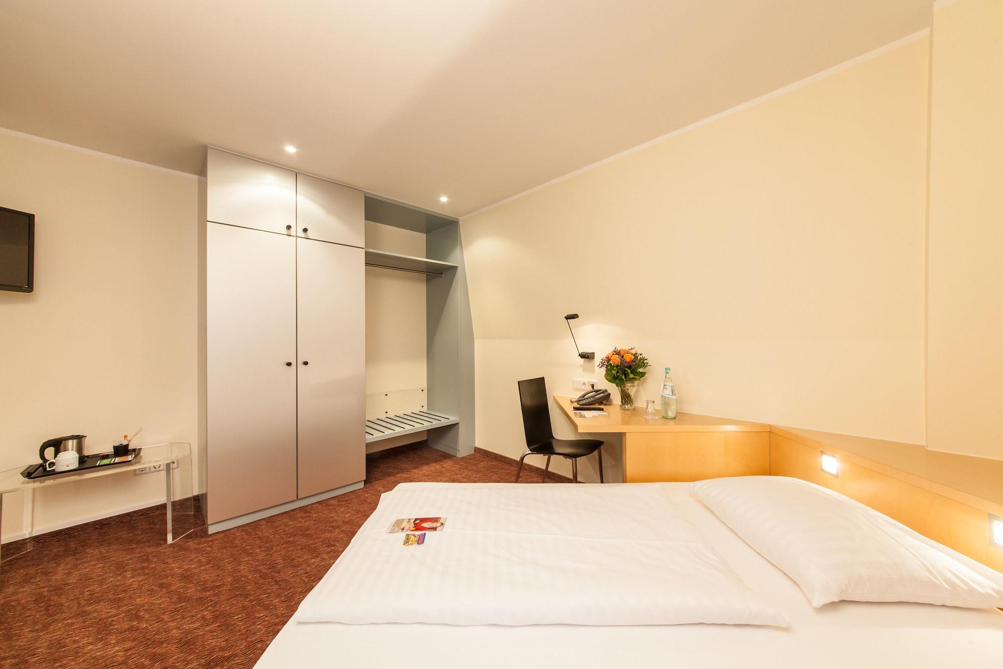 Select Hotel Silence Garden Koeln Kültér fotó