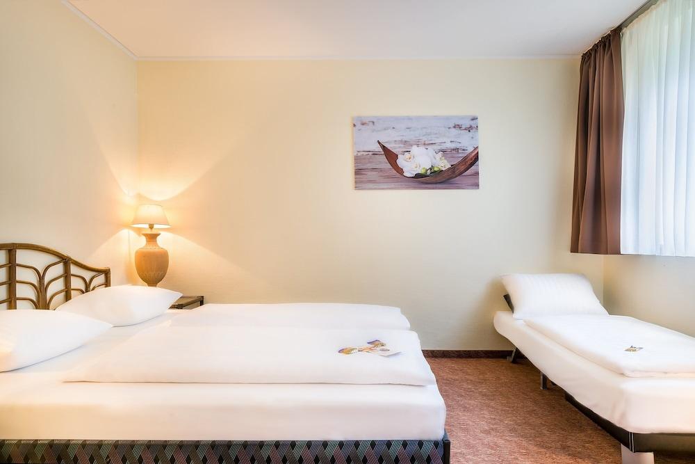 Select Hotel Silence Garden Koeln Kültér fotó