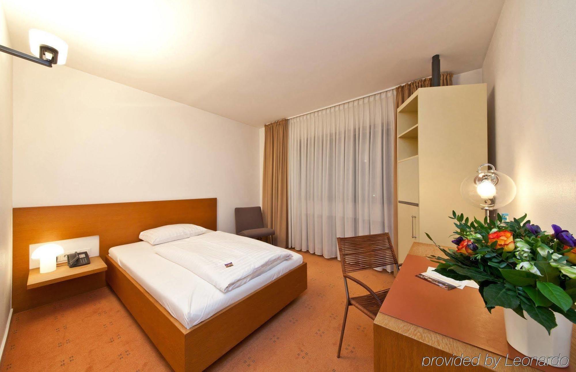 Select Hotel Silence Garden Koeln Kültér fotó